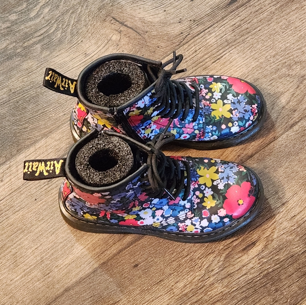 Dr. Martin Flower Boots